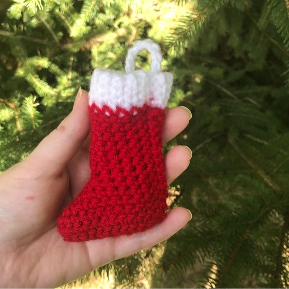 Christmas Stocking Ornament Set Farmhouse Crochet Handmade - Picture 8 of 9